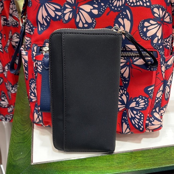 Kate Spade Chelsea Nylon Large Continental Wallet
Color: Black
NWT - Picture 3 of 16